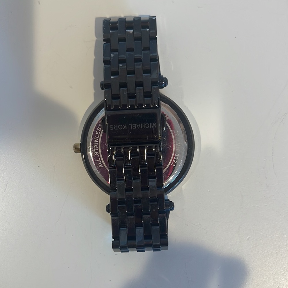 Watch - Picture 3 of 3